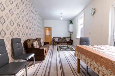 62 Esme Road, Birmingham, B11 4NN