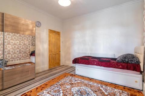 62 Esme Road, Birmingham, B11 4NN