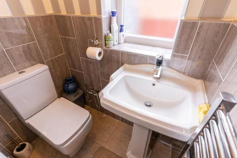 62 Esme Road, Birmingham, B11 4NN