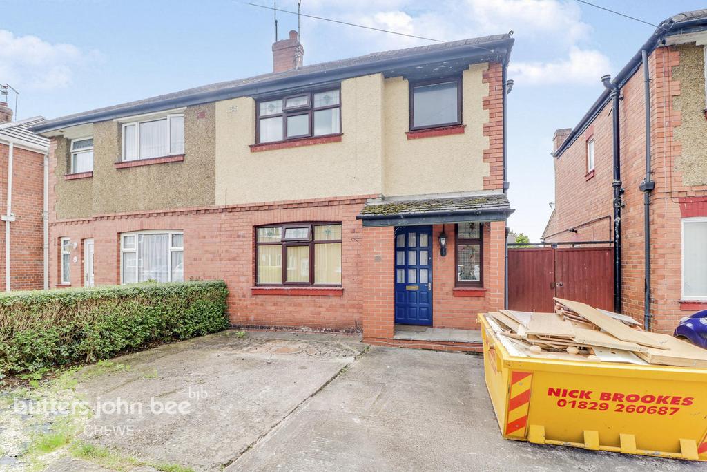 Albion Street, Crewe 3 bed semidetached house £170,000