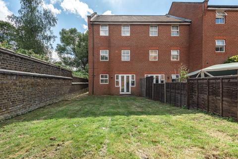 27 Howerd Way, London, SE18 4PX