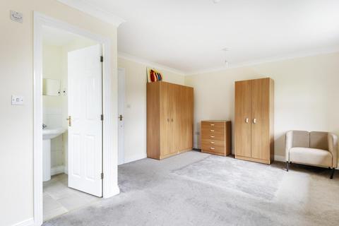 27 Howerd Way, London, SE18 4PX