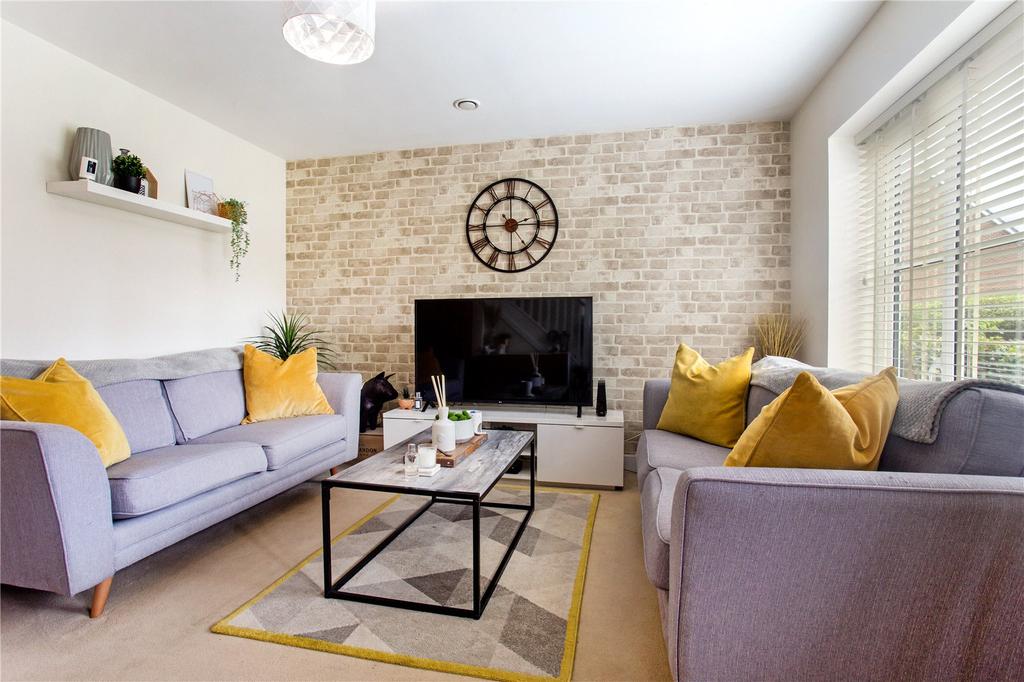 Jellicoe Drive, Sarisbury Green... 2 bed semidetached house £340,000
