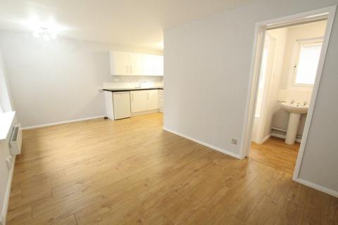 1 bedroom flat to rent - Tom Price Close, Fairview, Cheltenham, GL52