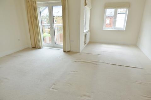 3 Greyford Close, Leatherhead, KT22 8DS