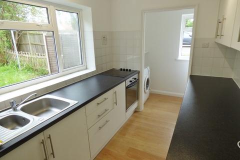 16 Brookers Close, Ashtead, KT21 2JS