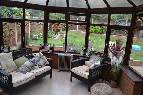 33 Broad Lane, Lichfield, WS14 9SU