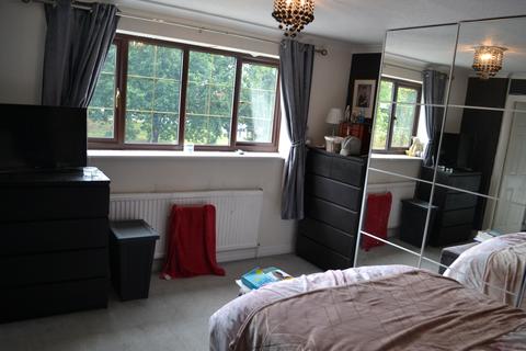 33 Broad Lane, Lichfield, WS14 9SU