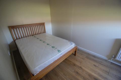 1 bedroom in a house share to rent, Pilgrims Way, Andover, SP10