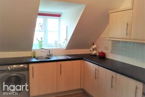 96 Alnesbourn Crescent, Ipswich, IP3 9GD