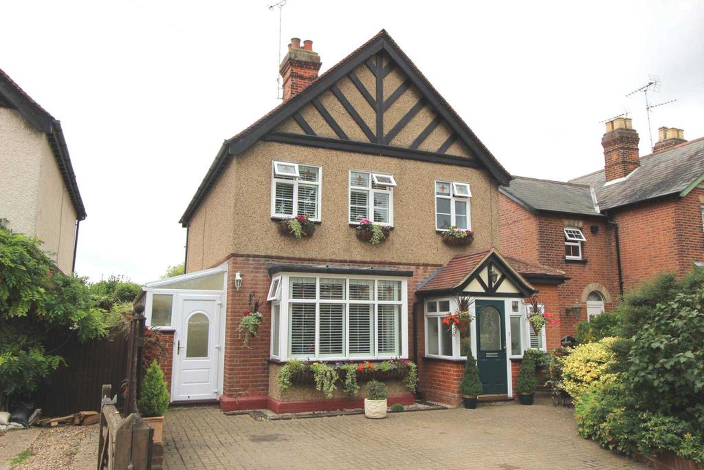 Holloway Road, Heybridge 4 bed detached house £525,000