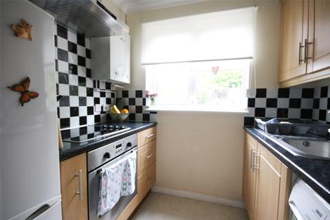 17 Abinger Close, North Holmwood, Dorking, RH5 4TB