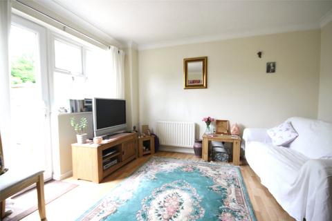 17 Abinger Close, North Holmwood, Dorking, RH5 4TB