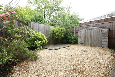 17 Abinger Close, North Holmwood, Dorking, RH5 4TB