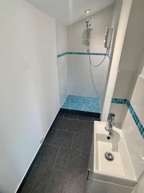 Annex - shower room