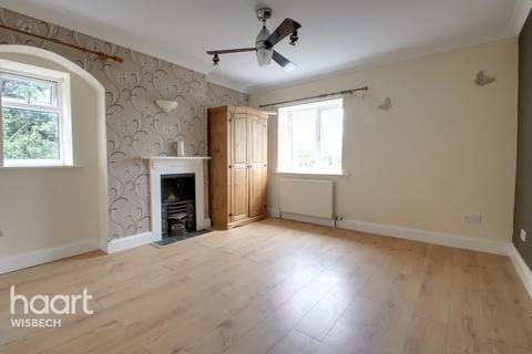 Holmleigh Biggs Road, Wisbech, PE14 7BE
