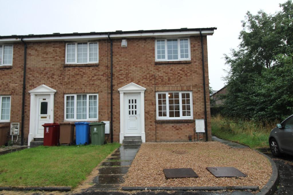 Ewing Avenue, Falkirk, FK2 2 bed flat £695 pcm (£160 pw)