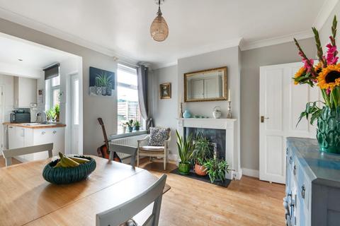 3 Bourne Road, Godalming, GU7 3NQ