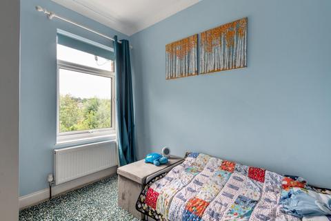 3 Bourne Road, Godalming, GU7 3NQ