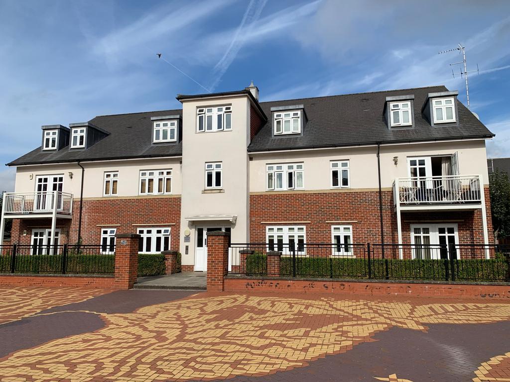 Gabriels Squre, Lower Earley, Reading, RG6 3WP 2 bed apartment £1,150