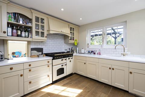 Greensted Cottage Greensted Road, Ongar, CM5 9LB
