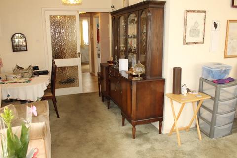 1b Waters Road, London, SE6 1UD