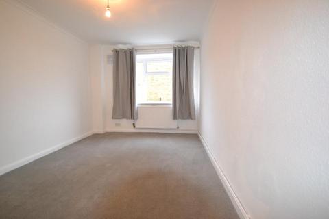 2 bedroom flat to rent, Desborough House, High Wycombe, HP13