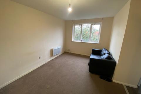 1 bedroom flat to rent, Streamside Close, N9