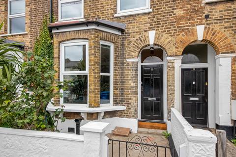 9 Caulfield Road, London, SE15 2DE
