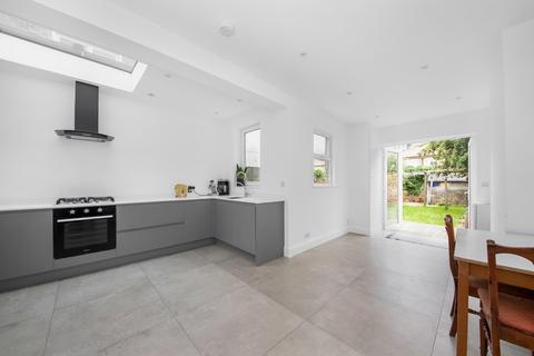 9 Caulfield Road, London, SE15 2DE