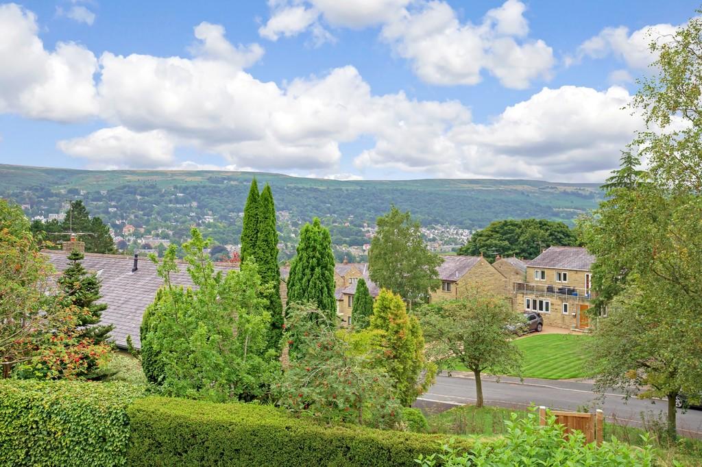 Gill Bank Road, Ilkley 3 bed detached bungalow £850,000