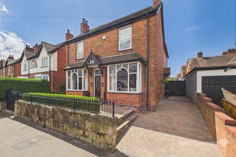 3 bedroom detached house for sale, St. Chad's Road, Lichfield