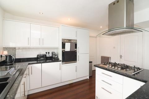 11a Moat Drive, Drayton Bassett, Tamworth, B78 3UG