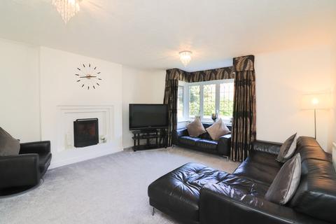 11a Moat Drive, Drayton Bassett, Tamworth, B78 3UG