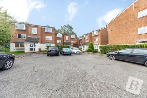25 Harkness Close, Romford, RM3 9NX
