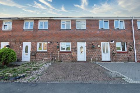66 Hitchin Close, Romford, RM3 7EG