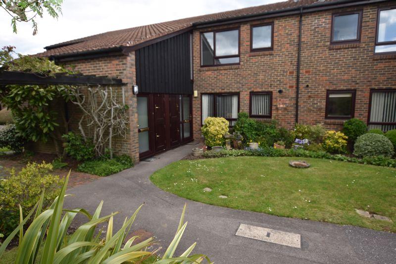 Ilford Court, Elmbridge Village, Cranleigh 2 bed retirement property