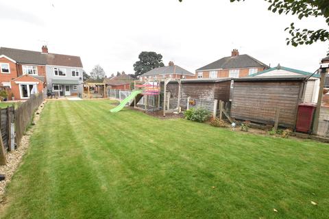 1 Maple Tree Close West, Scunthorpe, DN16 1LU
