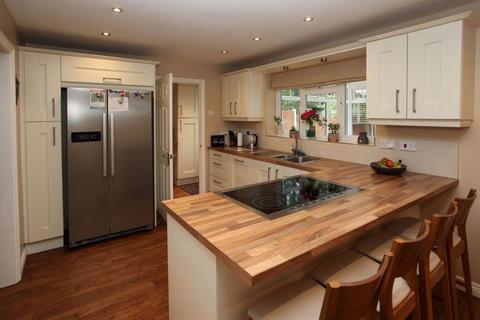 1 Dyas Close, Shifnal, TF11 9BQ