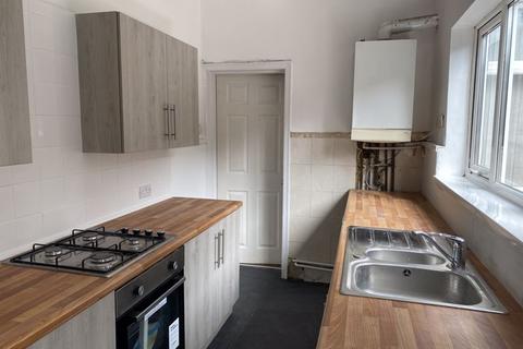 2 bedroom terraced house to rent, Clanway Street, Stoke-On-Trent