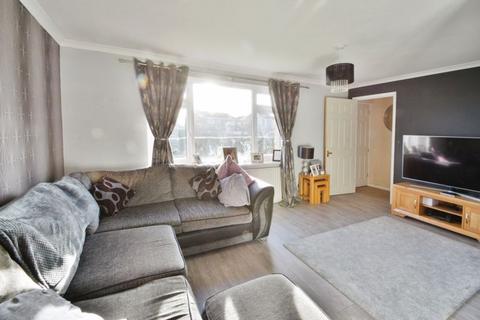 10 Cliffords, Cricklade, Swindon, SN6 6BU