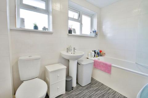 10 Cliffords, Cricklade, Swindon, SN6 6BU