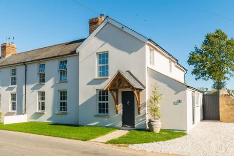4 Barretts Row, Wendlebury, Bicester, OX25 2PH