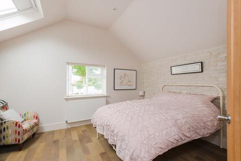 4 Barretts Row, Wendlebury, Bicester, OX25 2PH