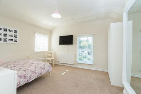 4 Barretts Row, Wendlebury, Bicester, OX25 2PH
