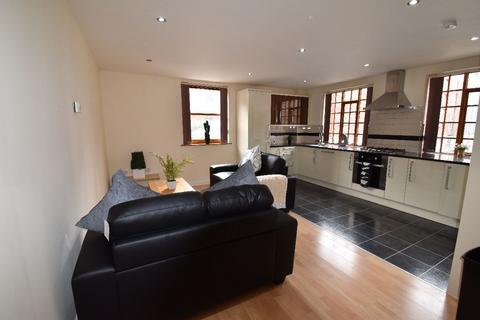 3 bedroom flat to rent, Lion Works, Arundel Street