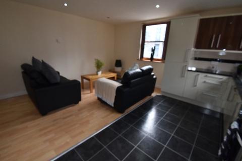 3 bedroom flat to rent, Lion Works, Arundel Street