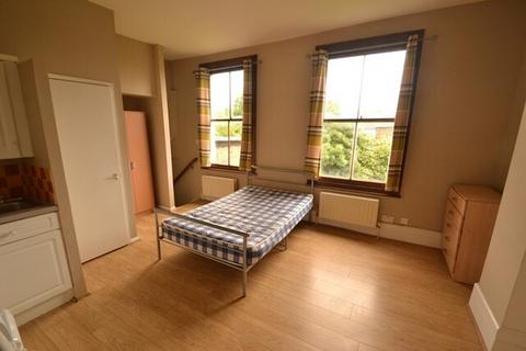 Studio to rent, N4, MANOR HOUSE - STUDIO FLAT