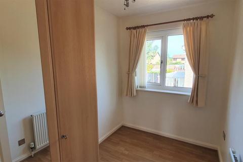 5 Fakenham Drive, Hereford, HR4 9UG