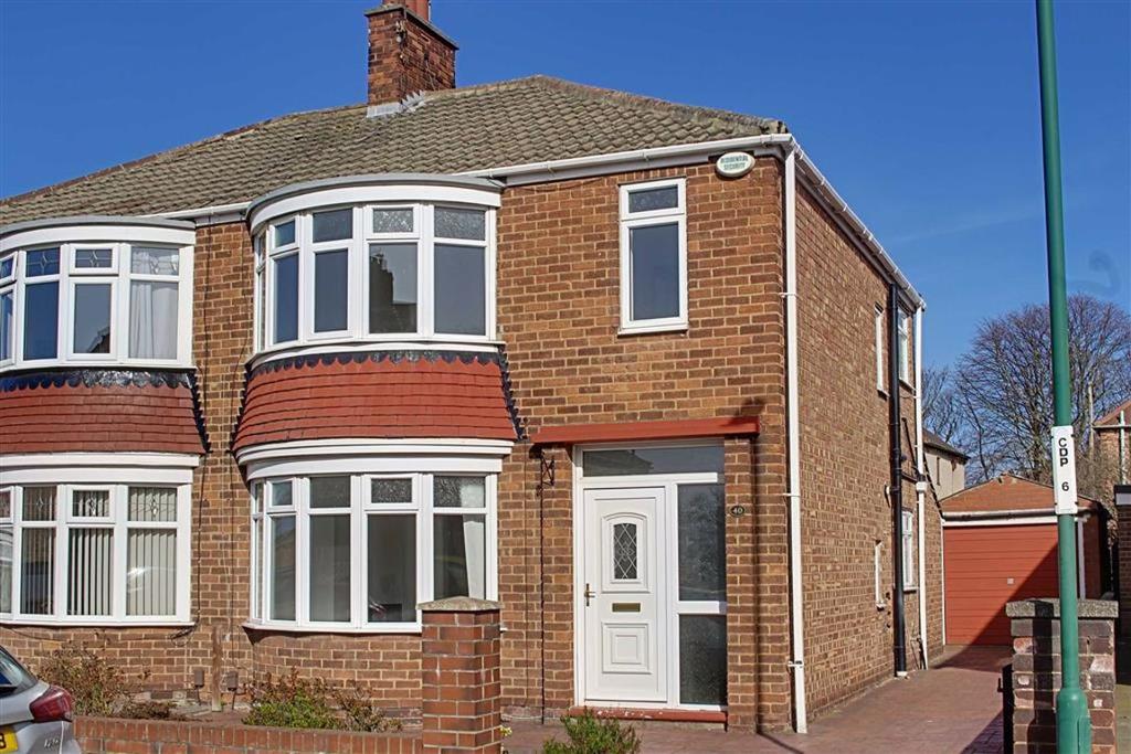 Kinloch Road, Normanby 3 bed semidetached house £695 pcm (£160 pw)